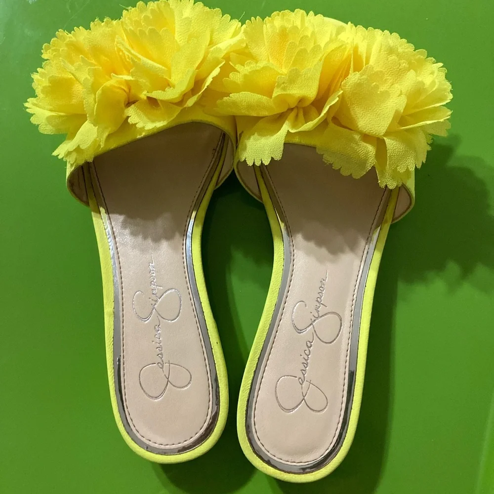 🚨FINAL SALE🚨 JESSICA SIMPSON Sandals - Picture 5 of 5